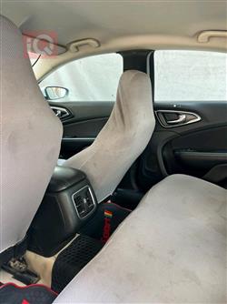 Chrysler 200
